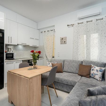 Comfy Apt Next To Metro Athens Luaran gambar