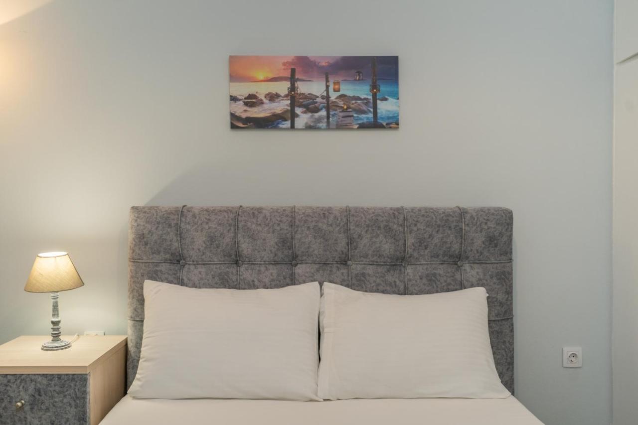 Comfy Apt Next To Metro Athens Luaran gambar