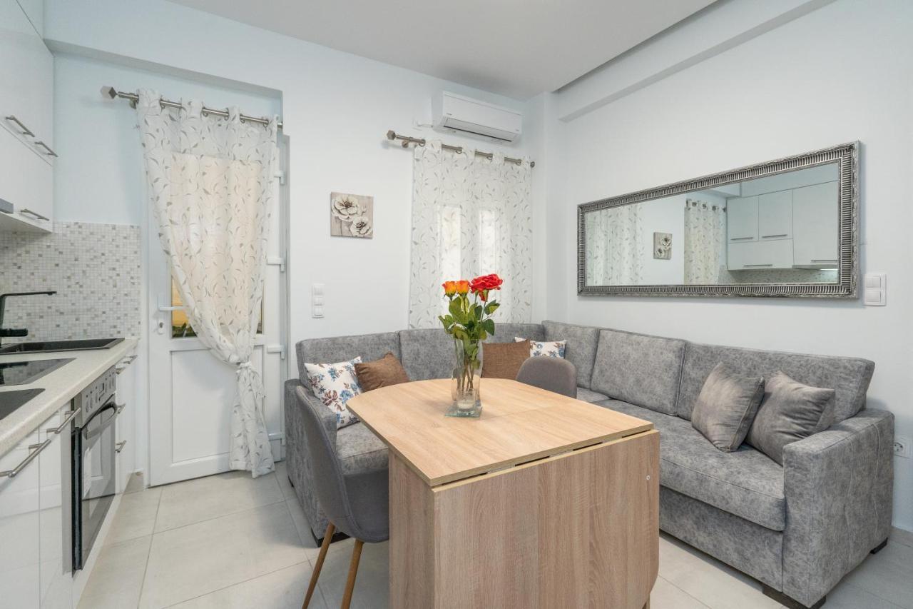 Comfy Apt Next To Metro Athens Luaran gambar