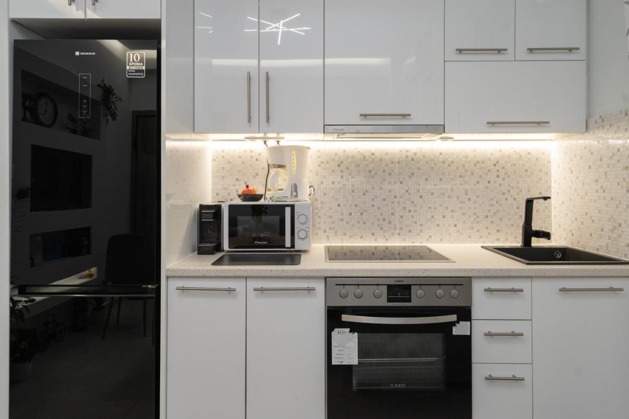 Comfy Apt Next To Metro Athens Luaran gambar